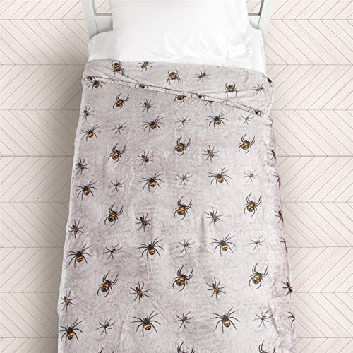 QE Home- Spider Web Halloween Fleece Throw