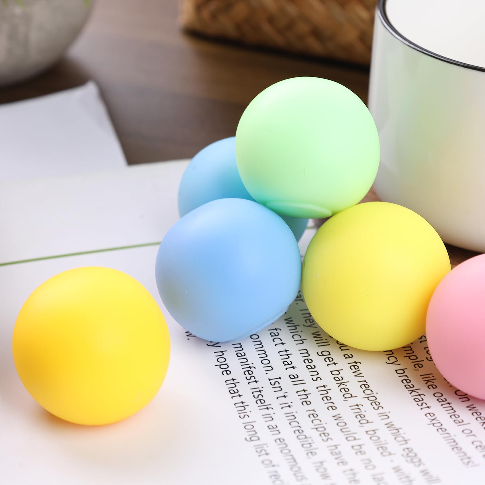 Koogel 20 Stück Stress Ball, Anti Stress Ball 10 Farben Quetschball Stressabbau Spielzeug für Kinder Geburtstag Geschenke ADHD Autismus