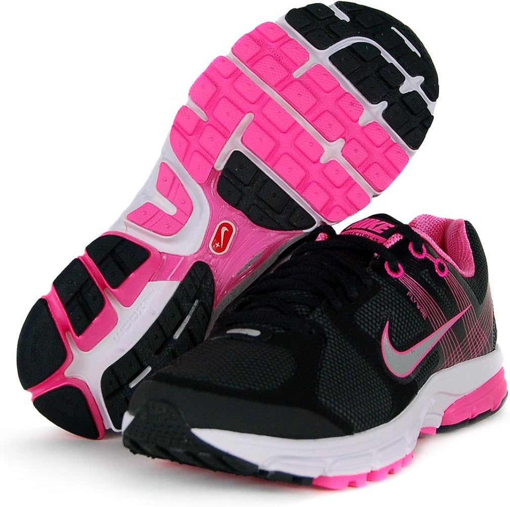 nike structure 15 women's