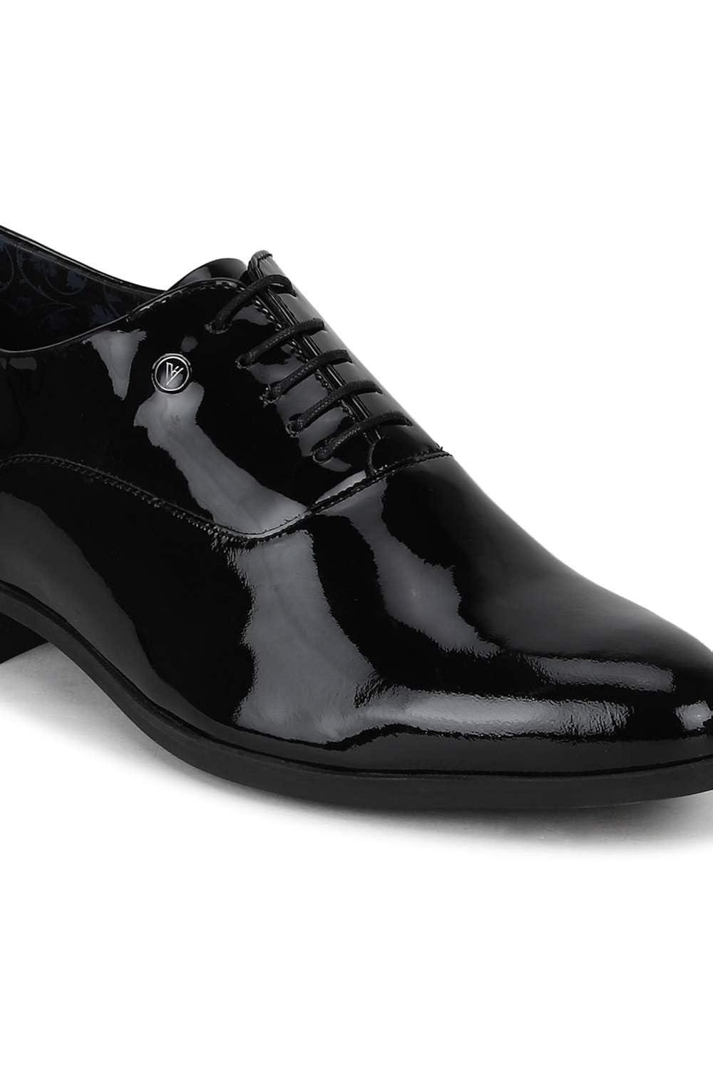 van heusen sneakers shoes