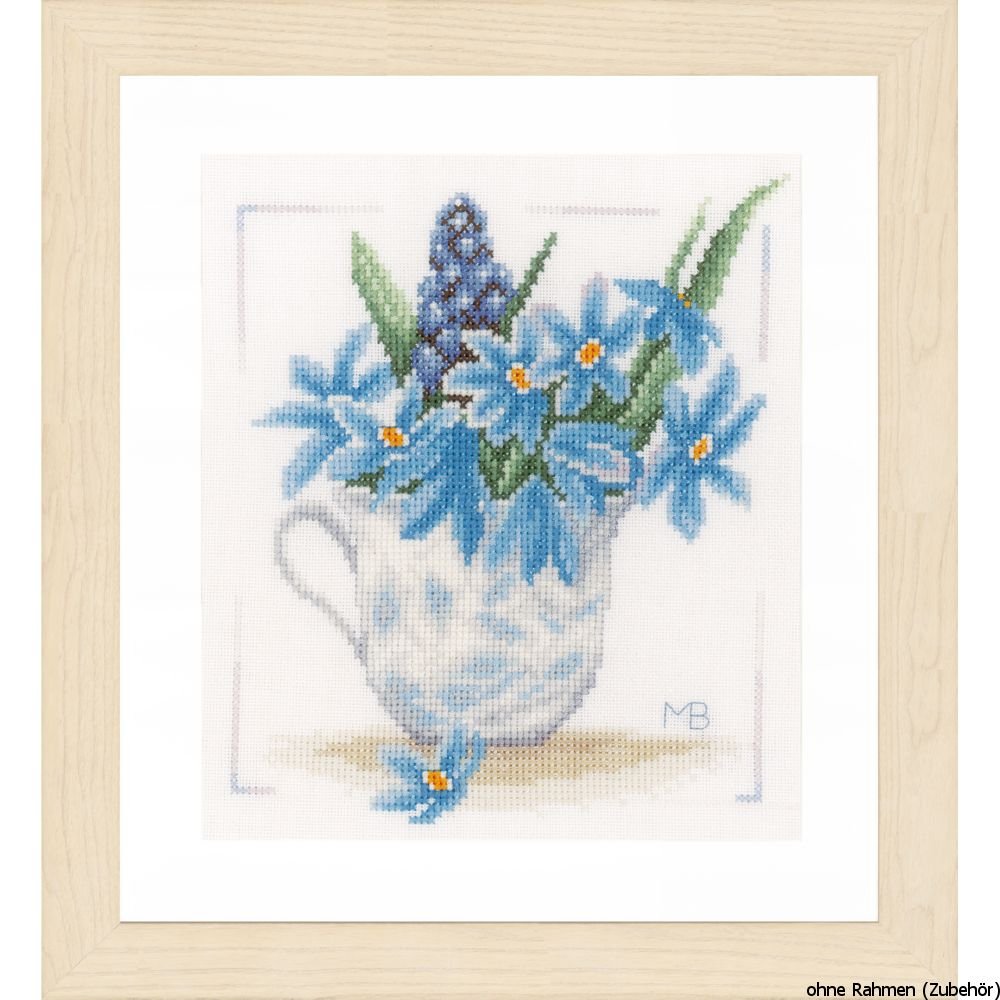 Lanarte Blue Flowers (Evenweave), NA, 17 x 20cm