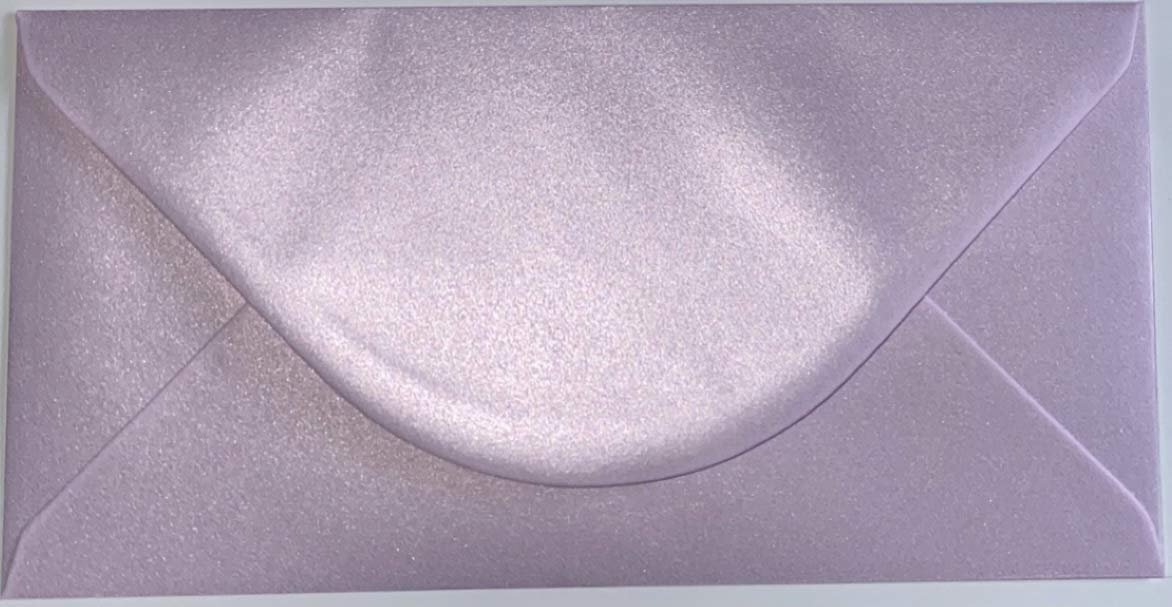 DL (110mm x 220mm) Coloured Envelopes Perfect for Christmas Cards, Greeting Cards, Wedding/Party Invitations, Crafts and Many More - Pack of 12 (Pearl Lilac)