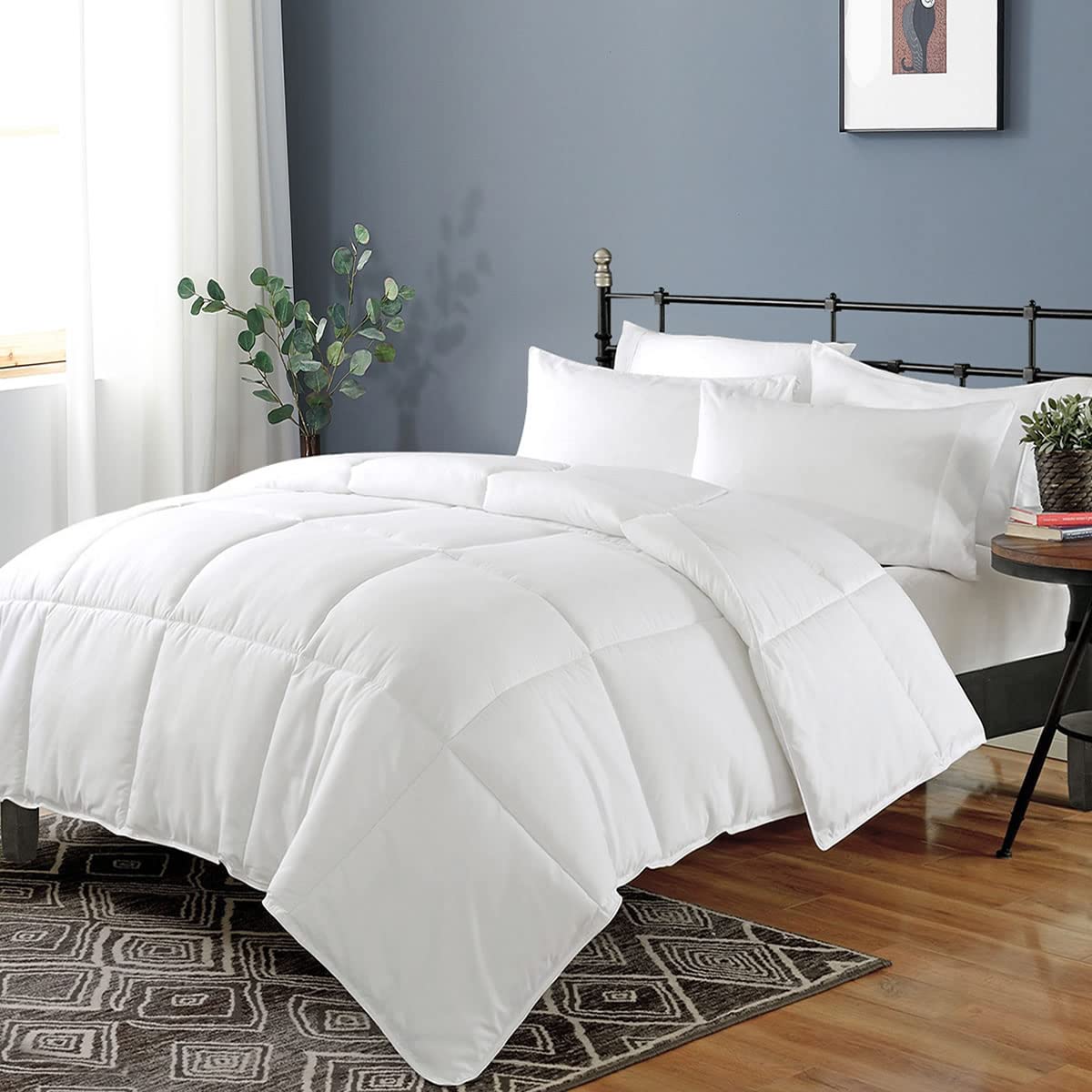 Photo 1 of Dafinner 100% Cotton Cover Lightweight Down Alternative Comforter King Size, Ultra-Soft Duvet Insert for Warm Weather, GRS Recycled Microfiber Breathable Bed Quilt (104x88”, White)