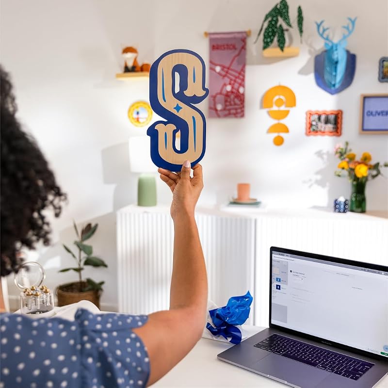 Maker™ 4 Ultimate-Bundle 2026, Smart-Schneidemaschine, professioneller DIY-Vinylschneider und Stanzmaschine für Stoff, Leder, Vinyl und viele weitere Materialien — Foto 5 von 8