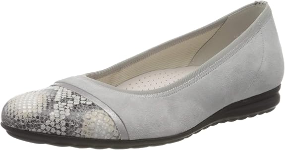 gabor closed toe pumps