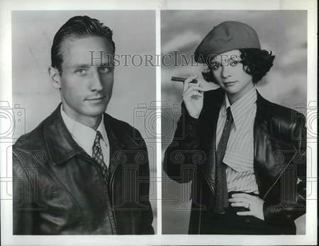 Vintage Photos 1988 Press Photo Valerie Bertinelliy Sam Robards In