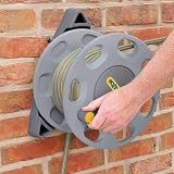 Hozelock Wall Mounted Hose Reel 15m Hose with Nozzle Fittings 30m Capacity view 3