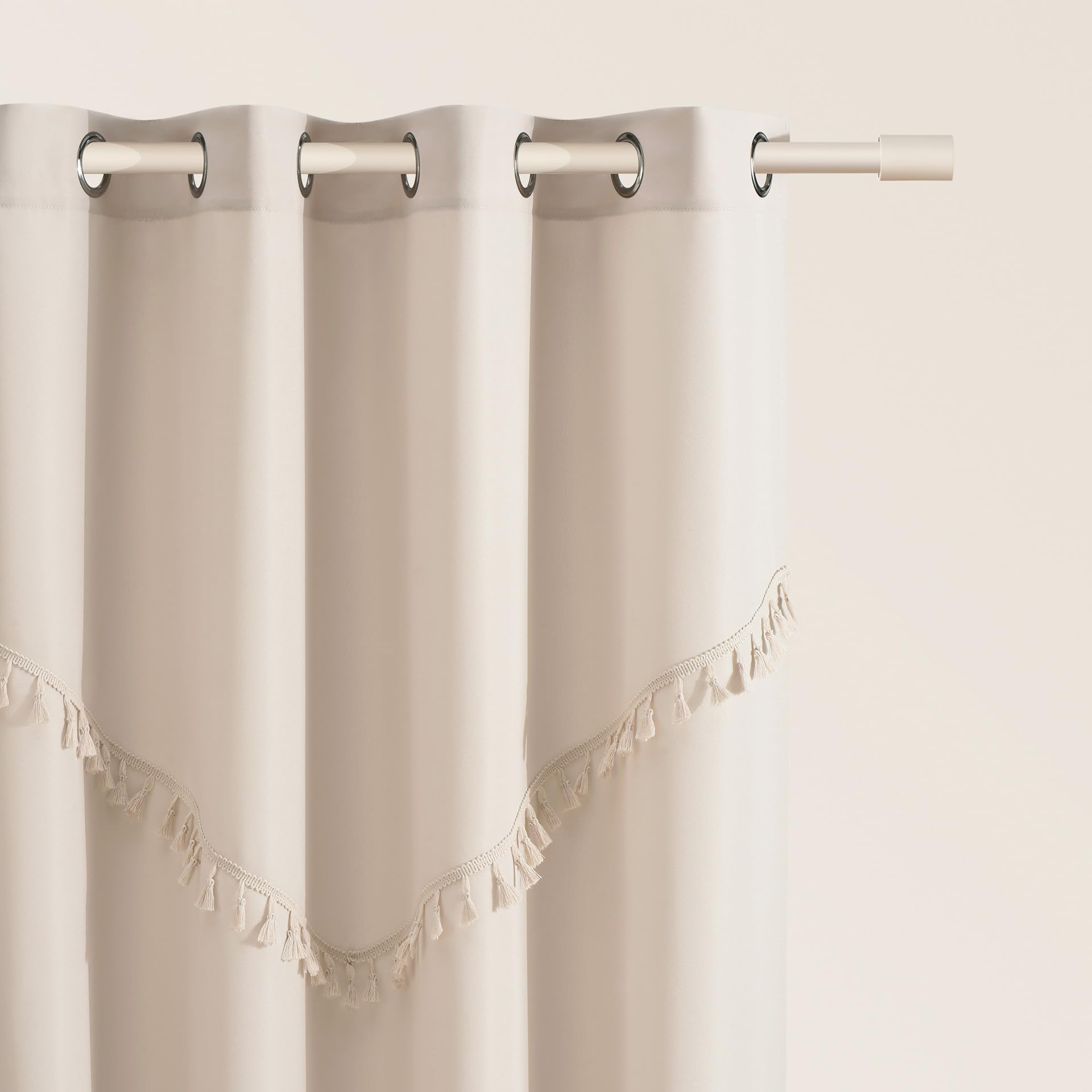 ROOM99 Chloe Curtain with Silver Eyelets 140 x 260 cm Width x Height Sliding Curtains Modern Curtain Living Room Bedroom Light Beige 1 Piece