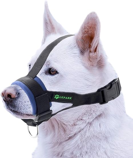 ILEPARK Bozal Suave para Perros Nylon Grandes Pequeños Medianos, Previene Mordidas, Ladridos y Que Mastiquen, Bozal Lazo Ajustable(S,Azul)