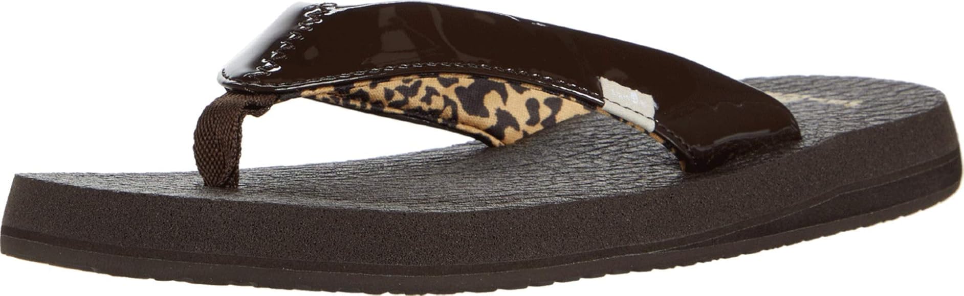 sanuk yoga mat shoes