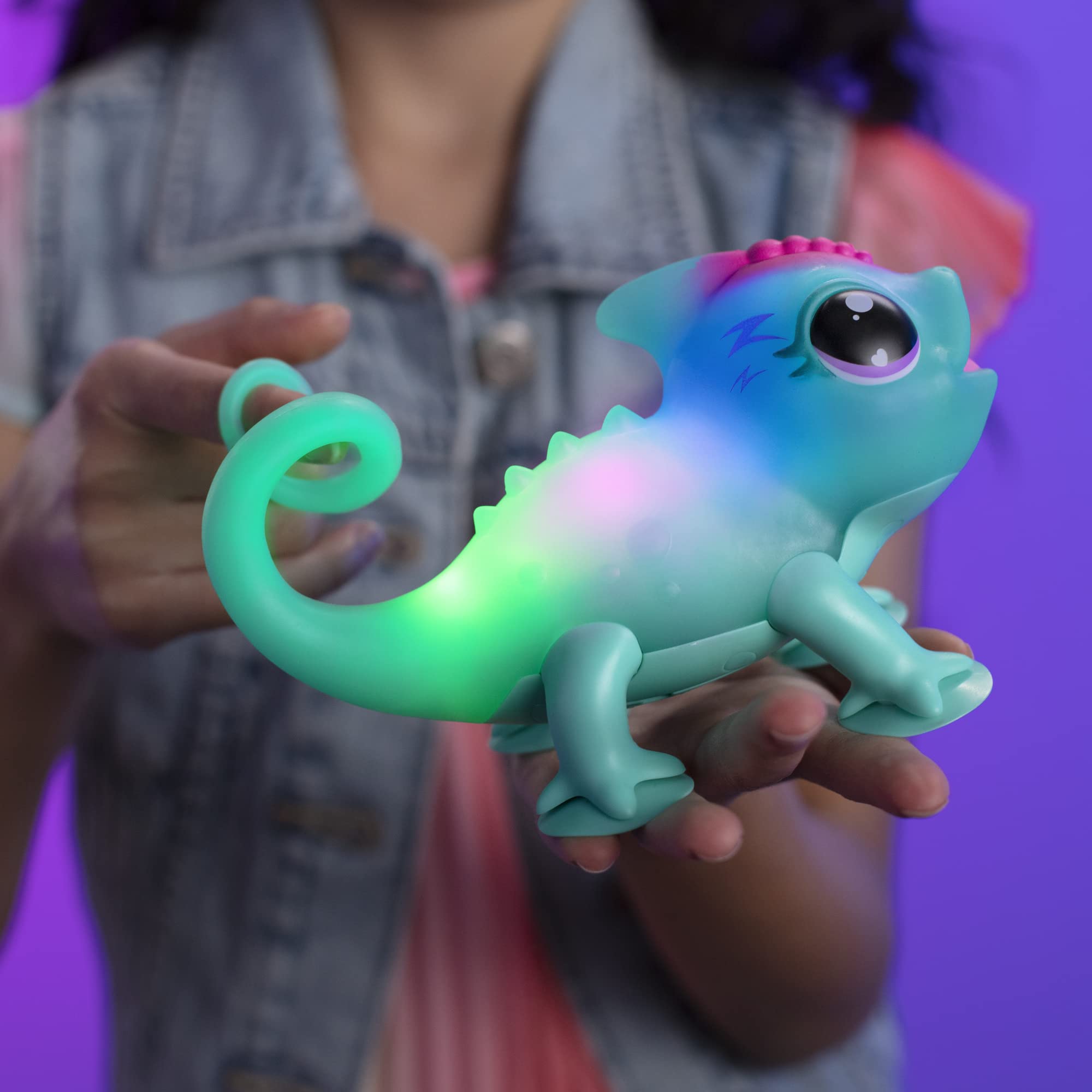 Little Live Pets Sunny The Li’l Chameleon Toy, Interactive Light Up Toy Pet with 30+ Sounds and Beat Detection, Interactive Animal Toys for Ages 5+