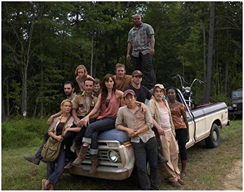The Walking Dead Season One Cast Together At Truck 8 X 10 Inch Photo At Amazon S Entertainment Collectibles Store