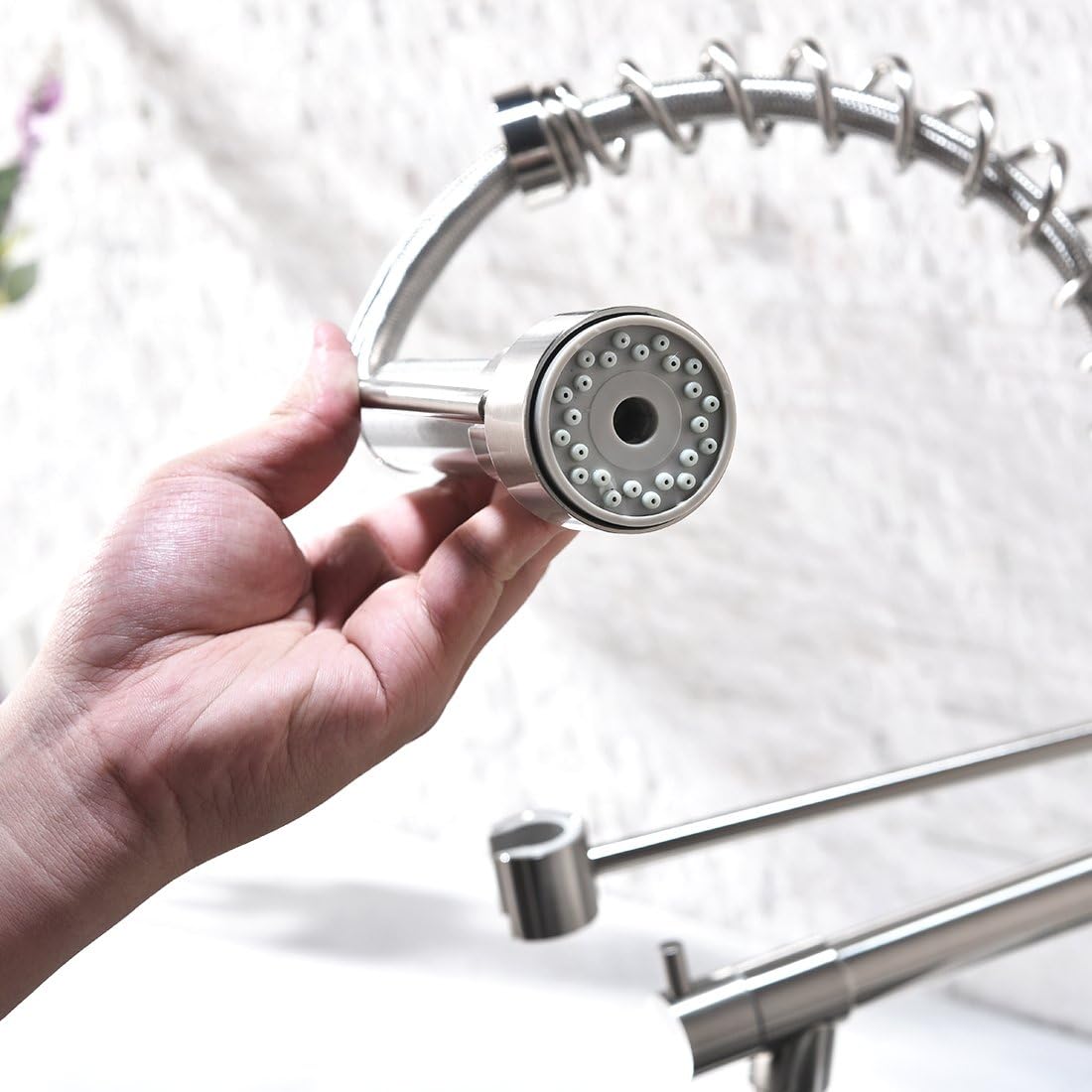 Aimadi Contemporary Kitchen Sink Faucet, Single Handle Stainless Steel Kitchen Faucets with Pull Down Sprayer, Brushed Nickel - - 