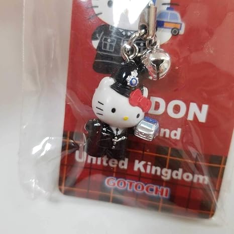 Amazon Co Jp 海外ロンドン限定ロンドンタクシー 運転手ご当地キティ 根付け ストラップ ハローキティ ホビー