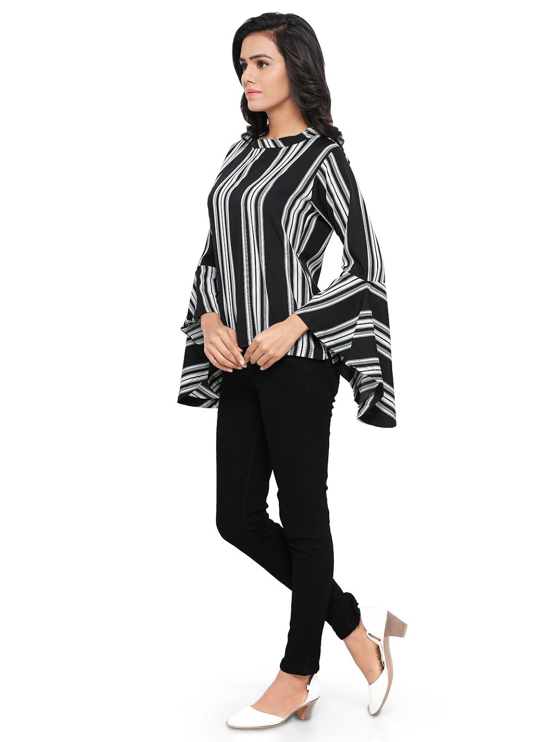 serein women's top (black and white printed top with flute sleeves)