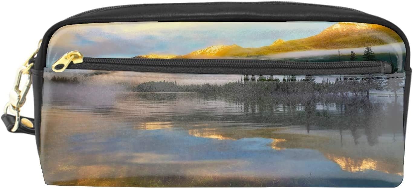 Amazon カナス湖の風景の反射色鉛筆ケースレッド ペンケース 筆箱 収納ポーチ ペンポーチ 携帯便利 ペンケース 文房具 オフィス用品