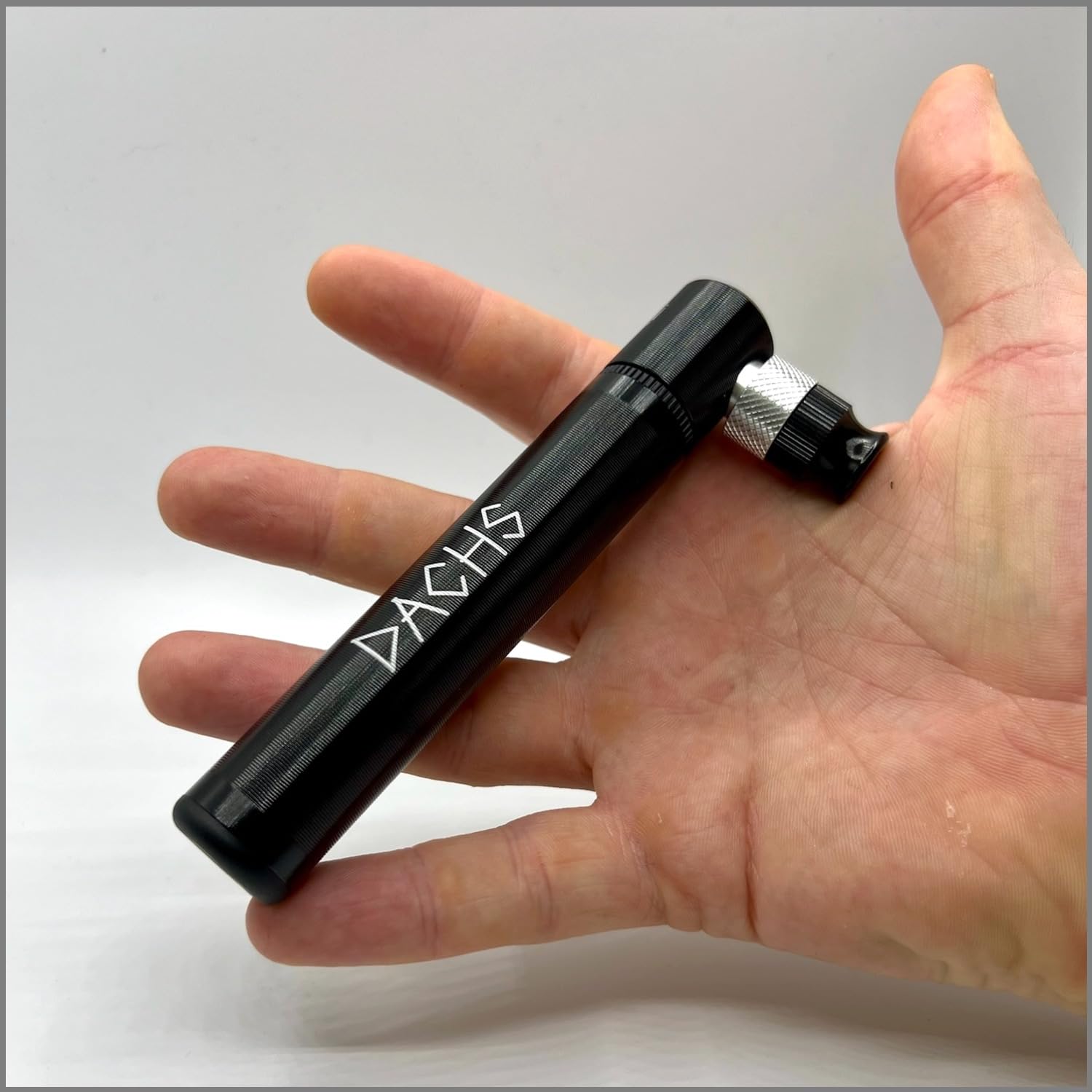 DACHS Mini Bicycle Pump with Bracket - High Pressure Lightweight Air Pump - 126 x 45 x 20 mm, 60 g - Maximum Pressure 9 Bar/130 PSI - Travel Pump for Road Bike