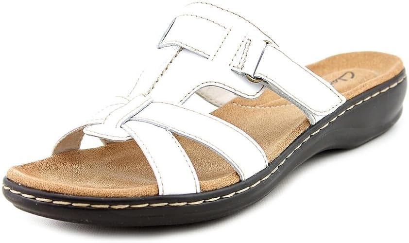 clarks sandals narrow
