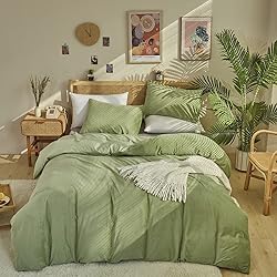 CLOTHKNOW Queen Comforter Set Green 3Pcs Green
