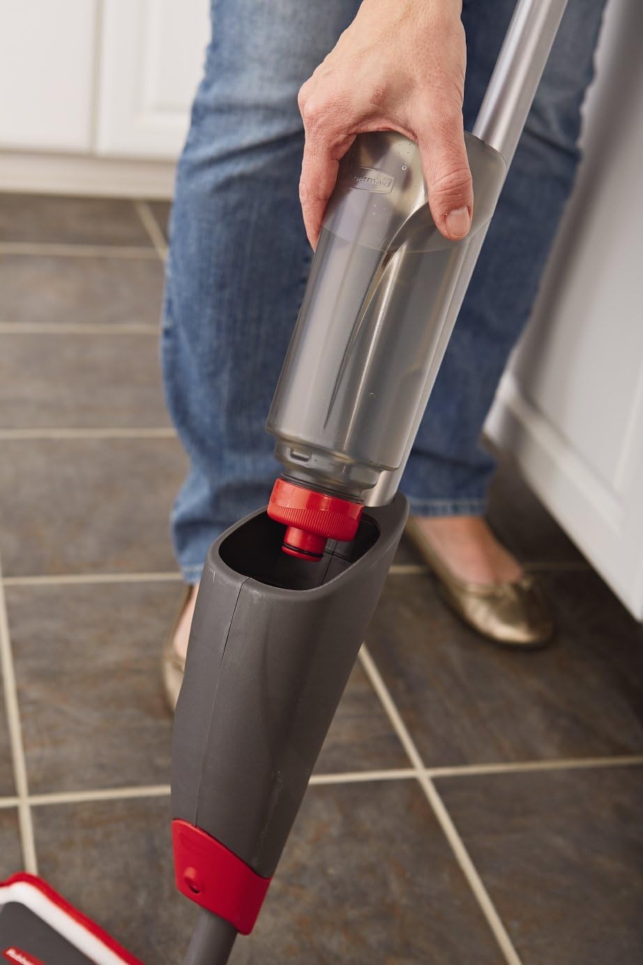 Rubbermaid Reveal Spray Mop Floor Cleaning Kit, Bundles: 1 Mop, 3 Multi Surface Microfiber Wet Mopping Pads, 2 Refillable Bottles (1892663): Home & Kitchen