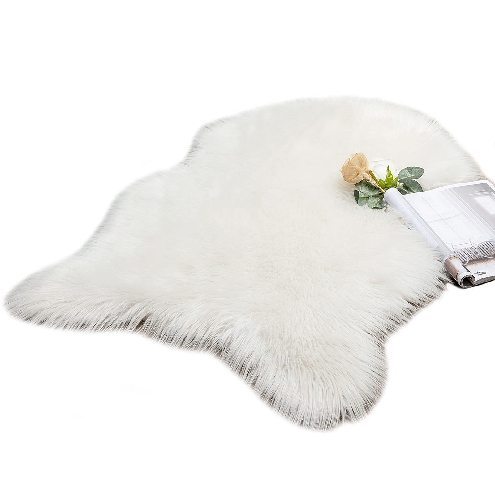 MIULEE Faux Fur Area Rugs Sheepskin Fluffy Mat Fleece Chair Cover Seat Pad Soft Shaggy Area Mat for Bedroom Sofa Floor 60 x 90 cm Irregular Shape White