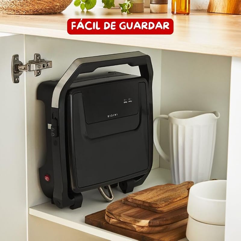 Inicio, Plancha y grill para paninis con calentamiento rápido, 2000 W, Placas antiadherentes, Gran superficie de cocción, Óptima para 4-6 personas, Uso versátil y compacto, GI271D10