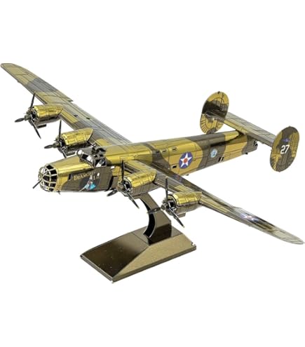Amazon.com: Hasegawa 1/72 B-24D Liberator : Arts, Crafts
