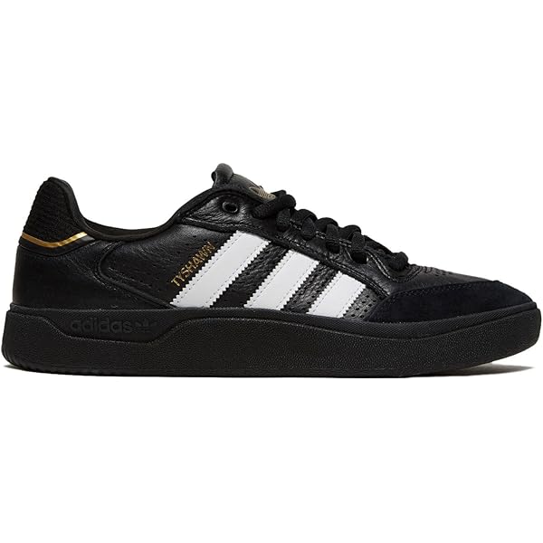 靴 Adidas Tyshawn Low Amazon.com | adidas Tyshawn Low Shoes - Core Black/White/Gum