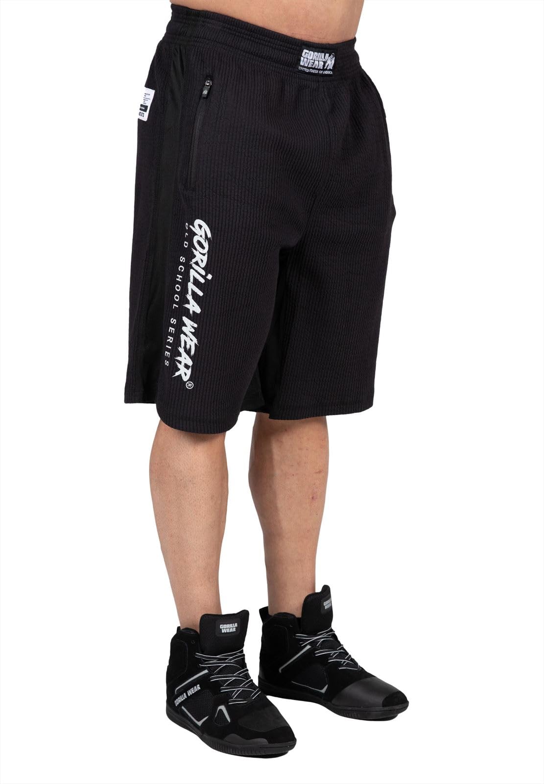 Gorilla Wear - Augustine Old School Shorts - Black/Red - Bodybuilding Sports Everyday Leisure with Logo Print Lightweight and Comfortable for Optimal Movement