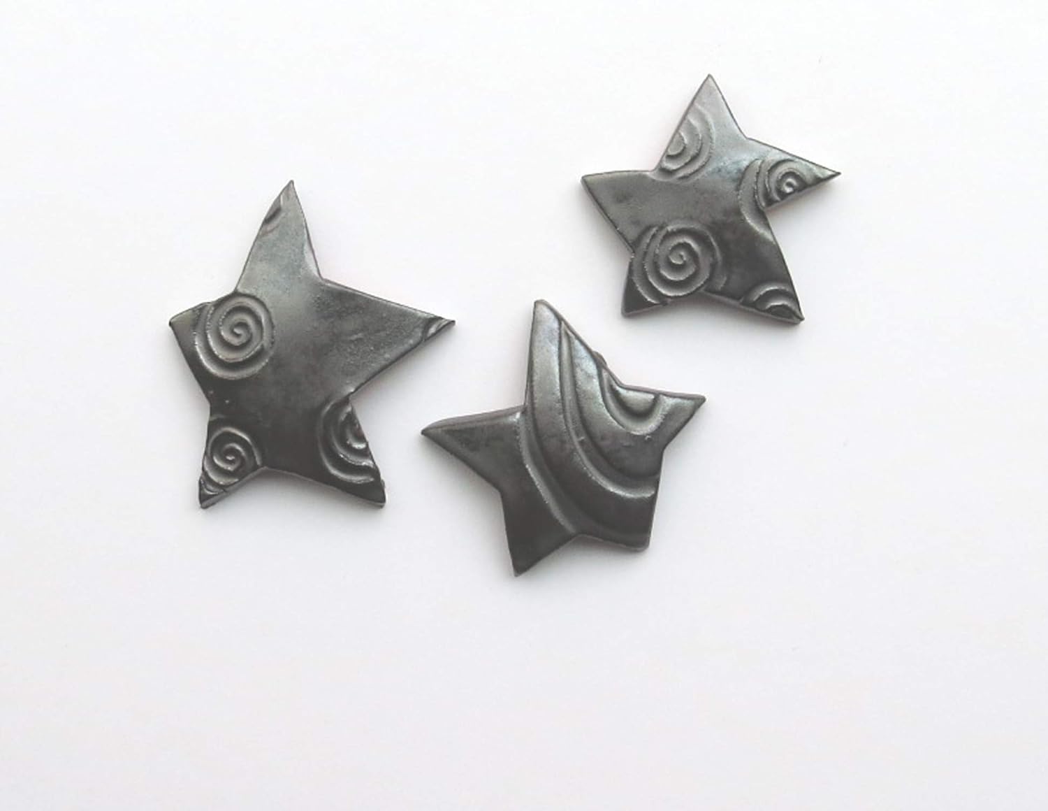 Amazon Com Stars Art Wall Hanging Set Of 3 Wrought Iron Glaze On