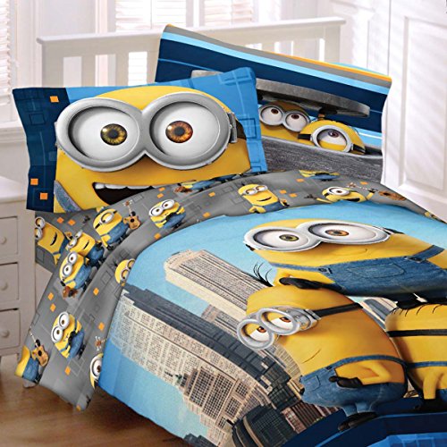 Minions reversible comforter set, 5 pc. twin