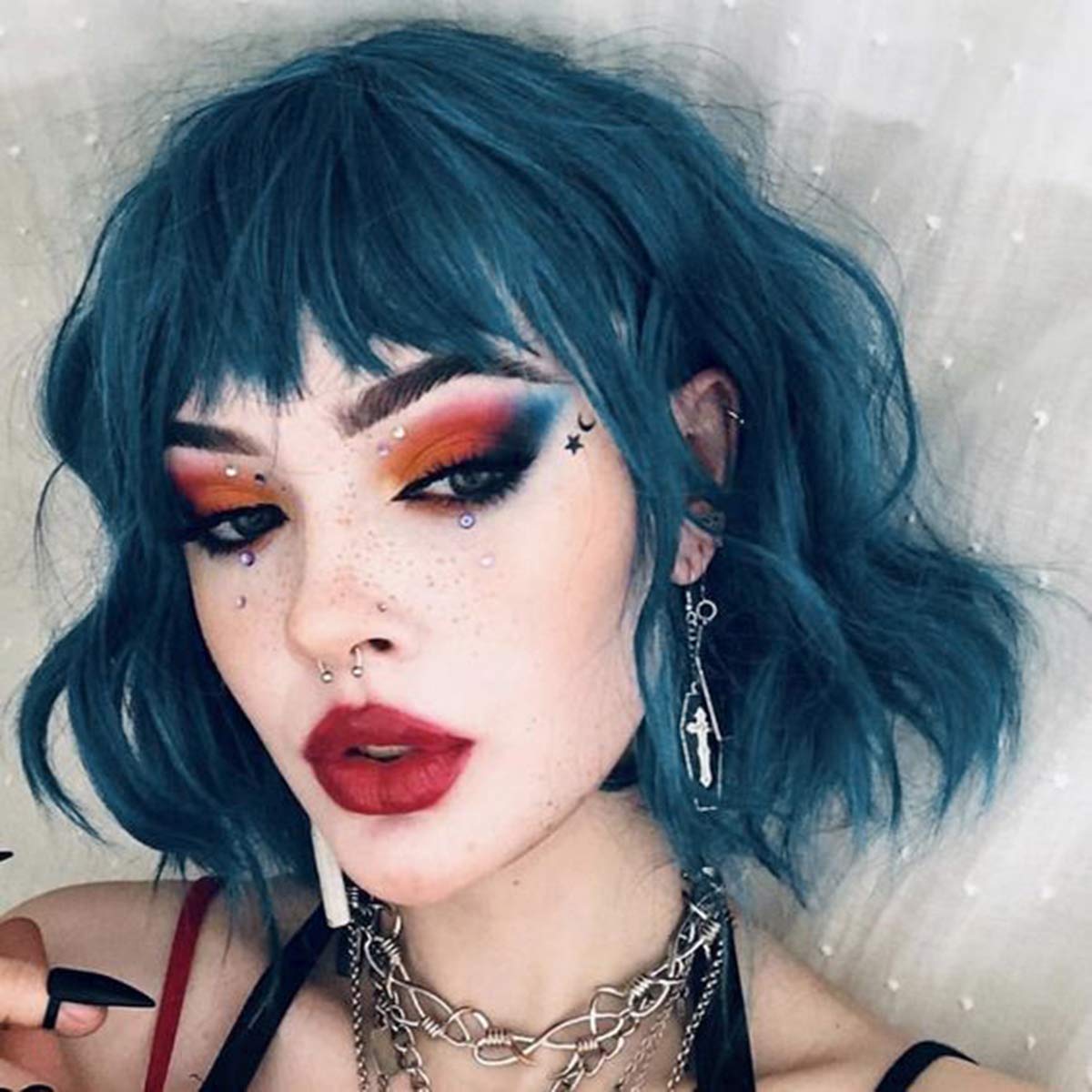 Yamel Wavy Bob Wig with Bangs Natural Blue Wig Synthetic Hair Shoulder Length Short Curly Wigs for Women — image 1