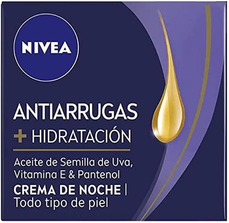 NIVEA Moisturising Anti-Wrinkle Night Cream - Age Renewal - Soft Rejuvenated