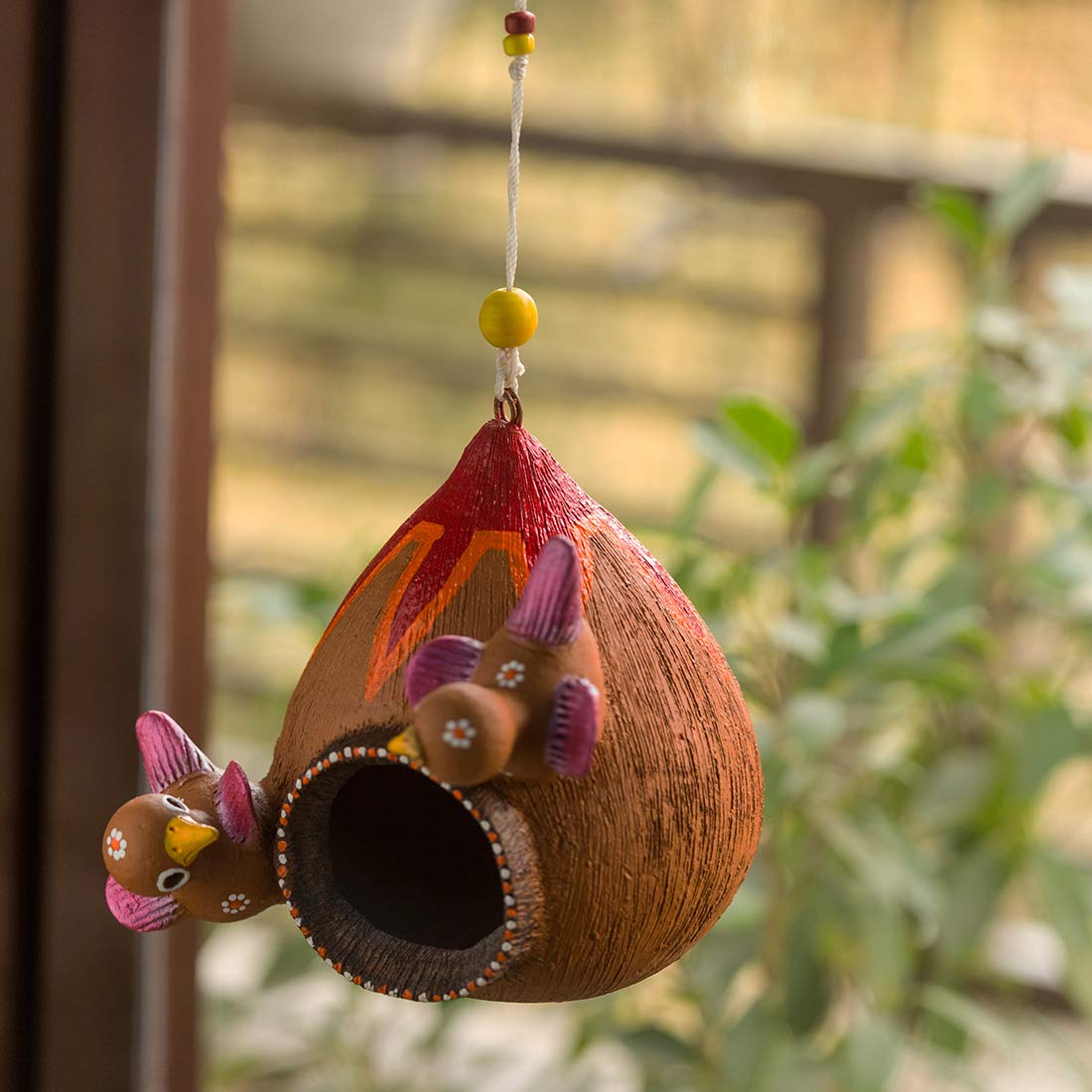 Exclusivelane Cuckoo Family Hand Painted Bird Feeder Balcony And