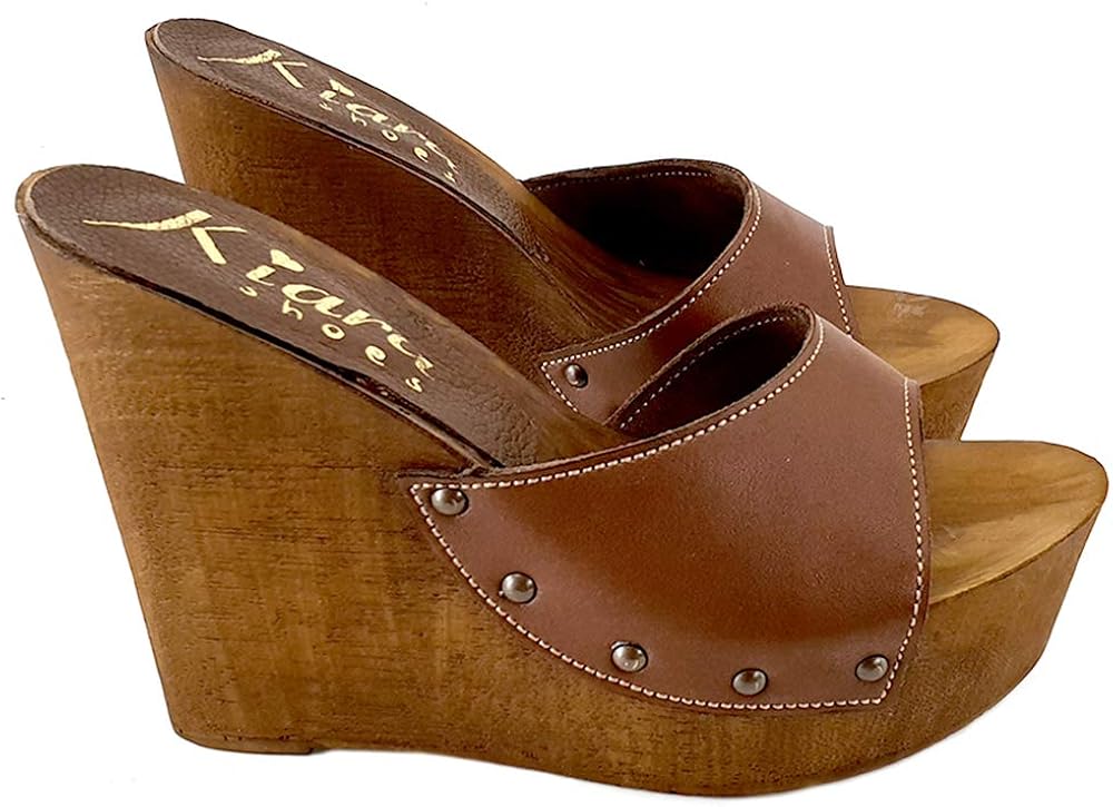 kiara clogs