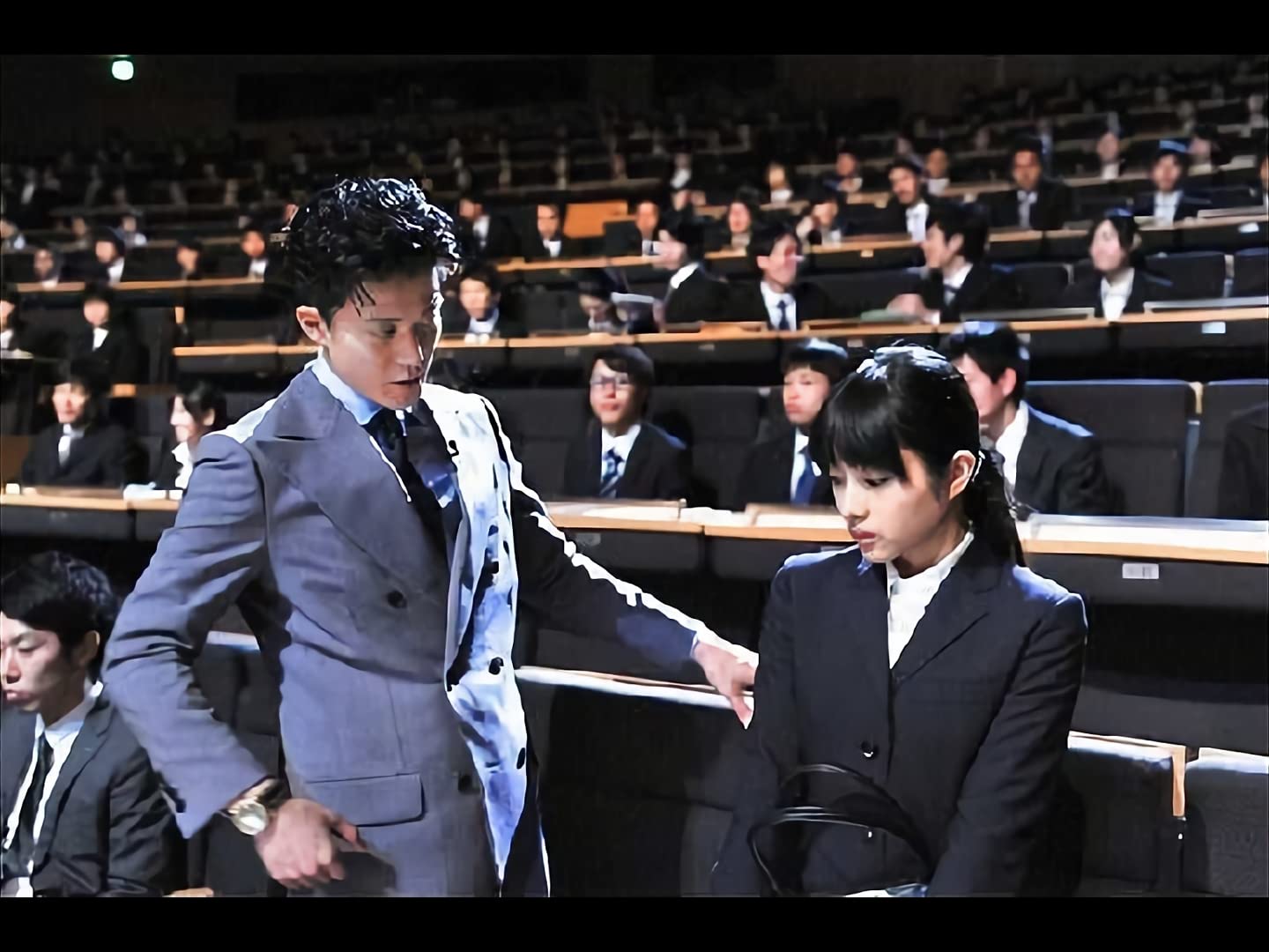 Amazon.co.jp リッチマン、プアウーマン 小栗 旬, 石原 さとみ, 相武 紗季, 浅利 陽介, 中村 靖日, 嶋田 真, 八木 のぞみ, 舞川 あいく, 野村 麻純, 古川