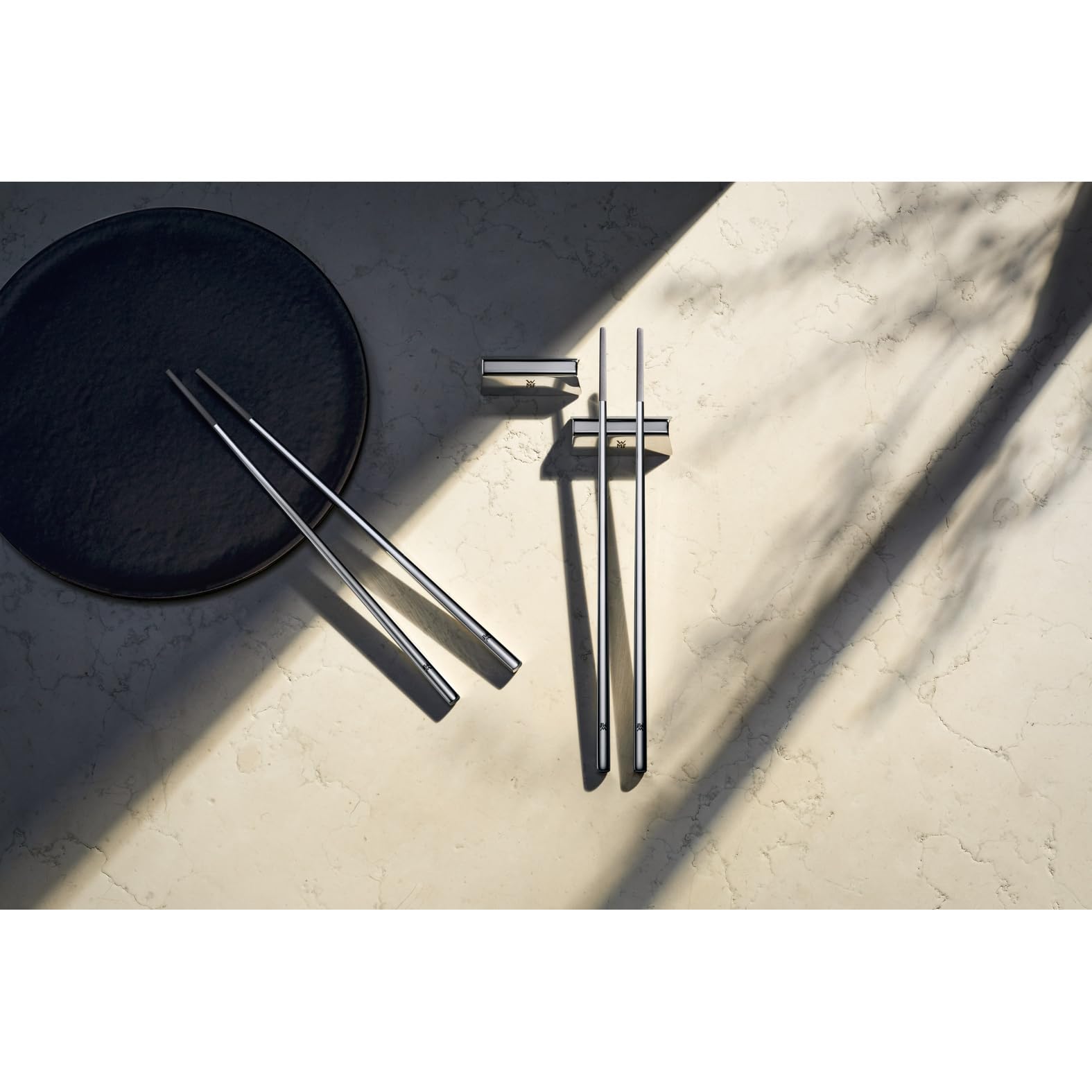 WMF Nuova Chopstick 6-teilig, Essstäbchen mit Besteckbänkchen für 2 Personen Cromargan Edelstahl rostfrei poliert spülmaschinengeeignet 2