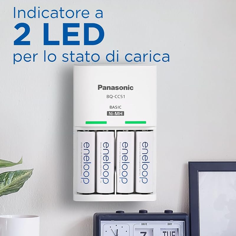 caricabatterie Basic per 2 o 4 batterie AA/AAA Ni-MH, Nuove funzioni di sicurezza comprese 4 batterie eneloop AAA/Micro con capacità aggiornata, con 6 funzioni di sicurezza