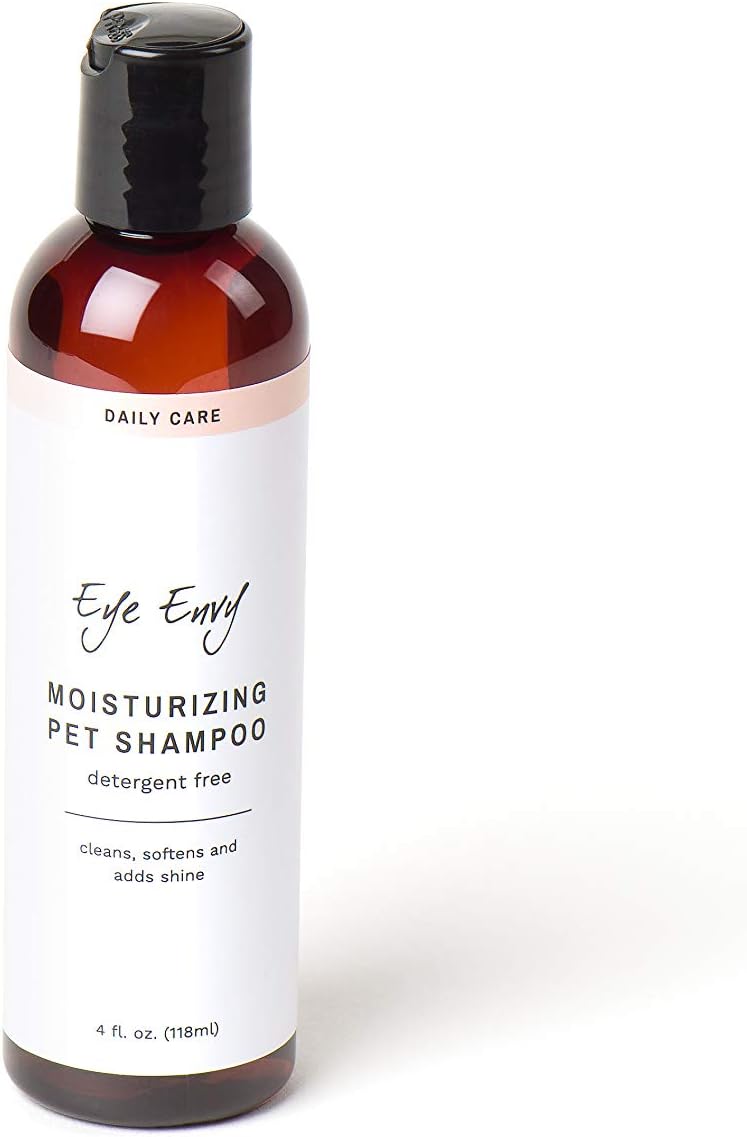 shampoo in dog's eye