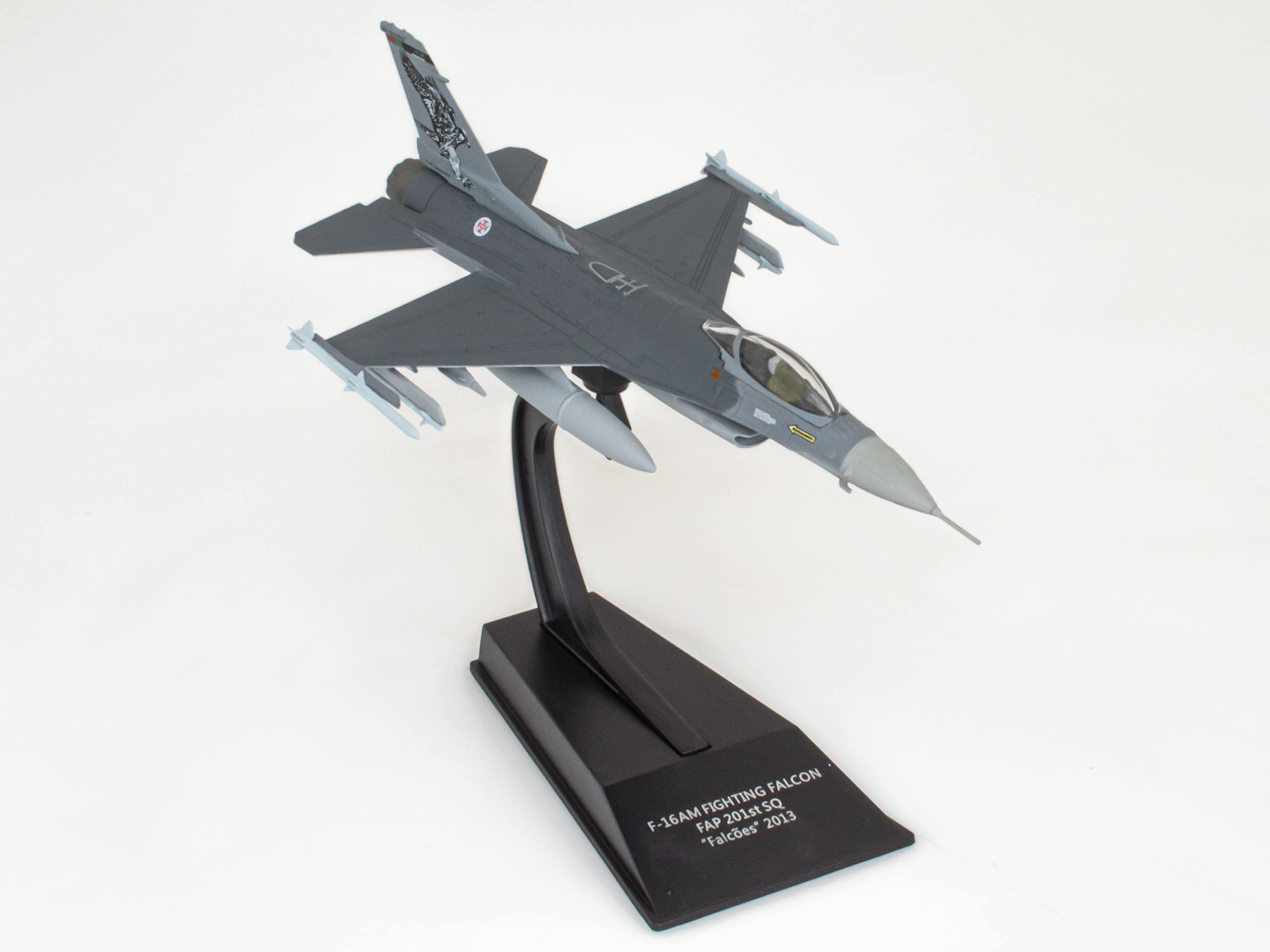 OPO 10 - 1/100 military fighter aircraft compatible with F-16AM FIGHTING FALCON 2013 - CP26