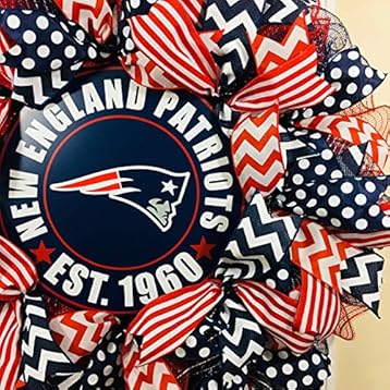 Amazon Com Patriots Football Wreath Deco Mesh 24 Inches Handmade