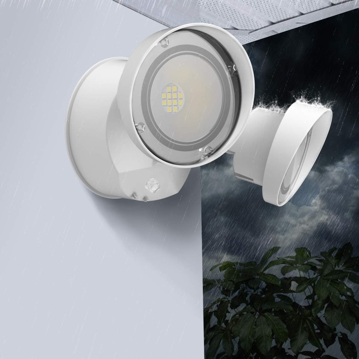 bulbeats Dusk to Dawn LED Flood Light 20W Outdoor Security Flood Lights 5000K 2200Lm 2 Adjustable LED Heads IP65 Waterproof LED Security Light for Commercial & Household/ Entryways /Garage: Home Improvement