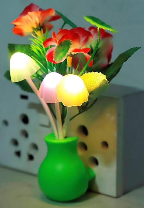 PRO365 Night Sensor Lamp Automatic On/Off Nature Illumination with Flowers (Green VASE)