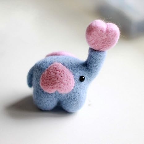 Amazon Welliestr ナチュラルウールロービングニードルクラフトニードルフェルトフェルティングキャラクタースターターキット ラブリーエレファント 羊毛フェルト 通販