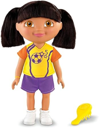 Amazon.com: Fisher-Price Dora la Exploradora muñeca de aventura – fútbol diario por Dora la Exploradora: Toys \u0026 Games