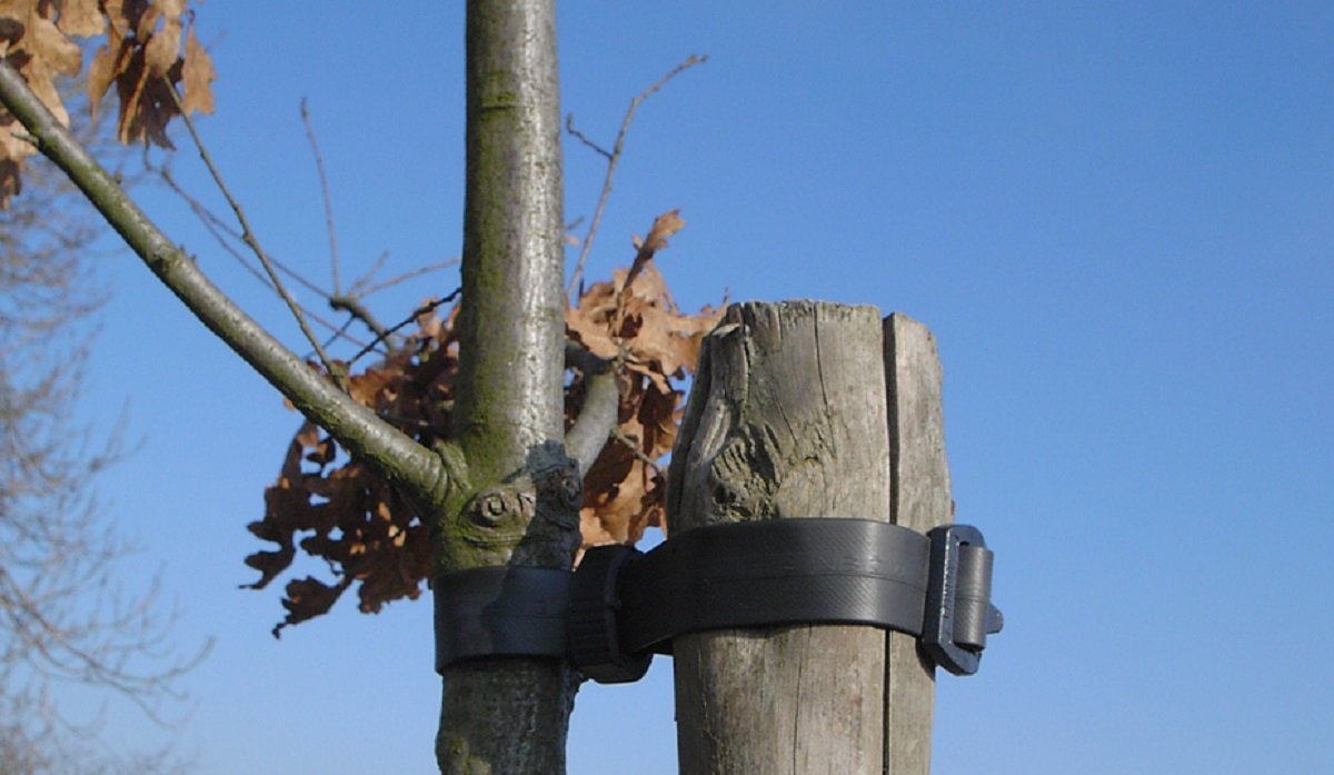 100 x 24"/60cm TREE TIES - STRONG & FLEXIBLE - FREE P&P