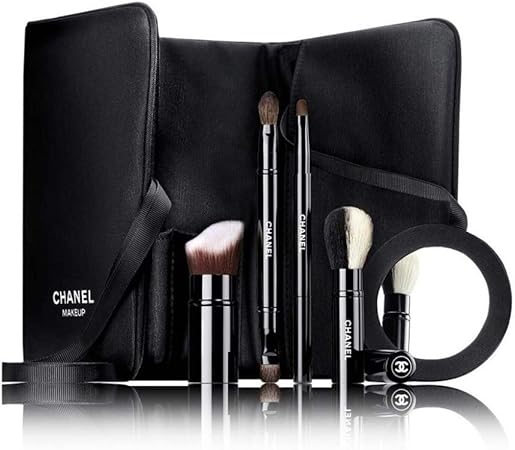 Amazon シャネル レ ザンディスパンサーブル ドゥ シャネル 17 ブラシセット Chanel メイクアップブラシ 通販