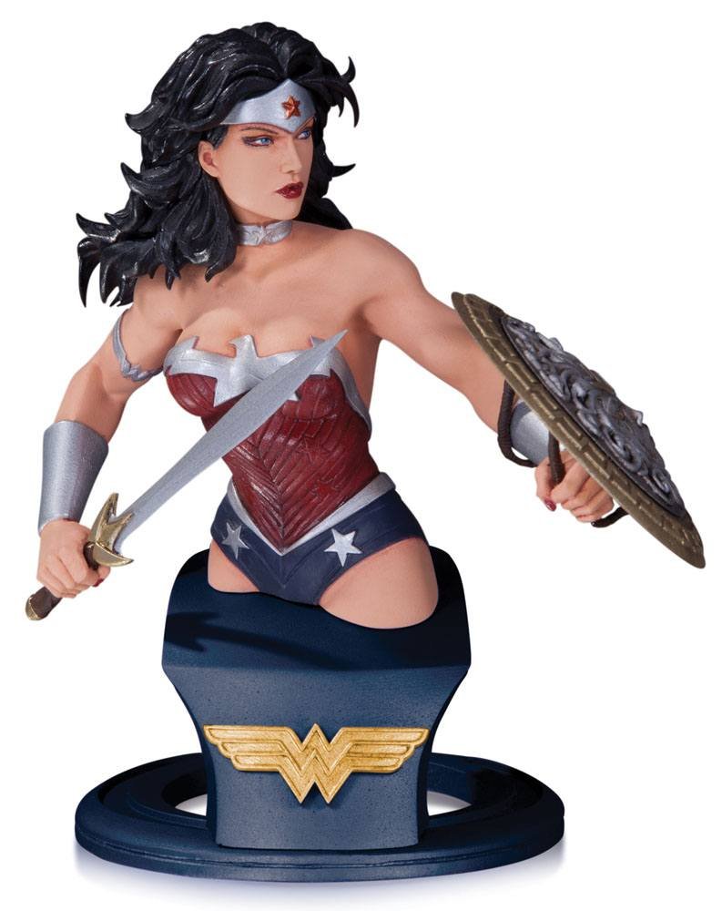 DC Collectibles DC Comics Super Heroes: Wonder Woman Bust Statue