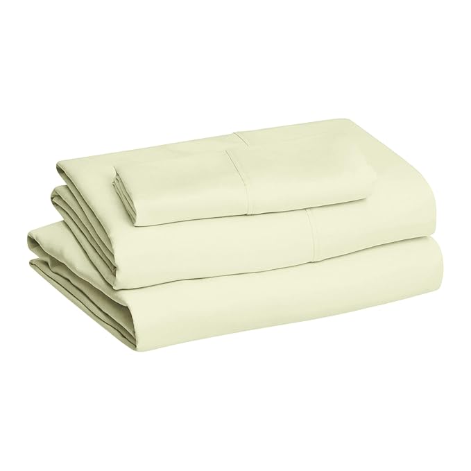 AmazonBasics Lightweight Super Soft Easy Care Microfiber Sheet Set with