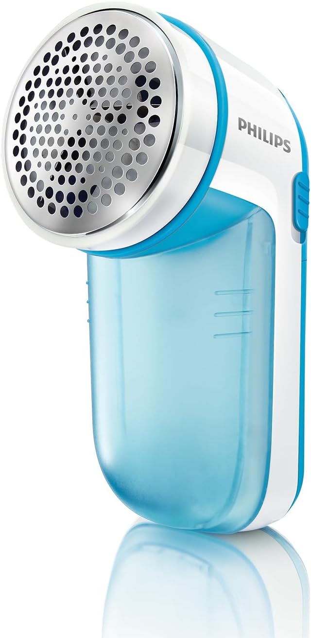 PHILIPS Fabric Shaver, Removes Fabric Pills, Suitable for All Garments, Large Blade Surface, Cleaning Brush, Includes Batteries, Blue (GC026/00)